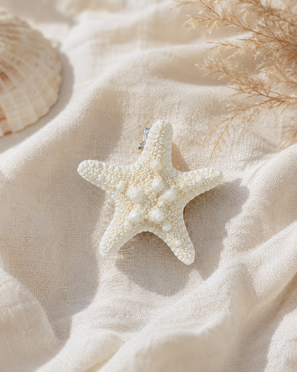 White starfish hair clip natural seaside accessory Solera Felice