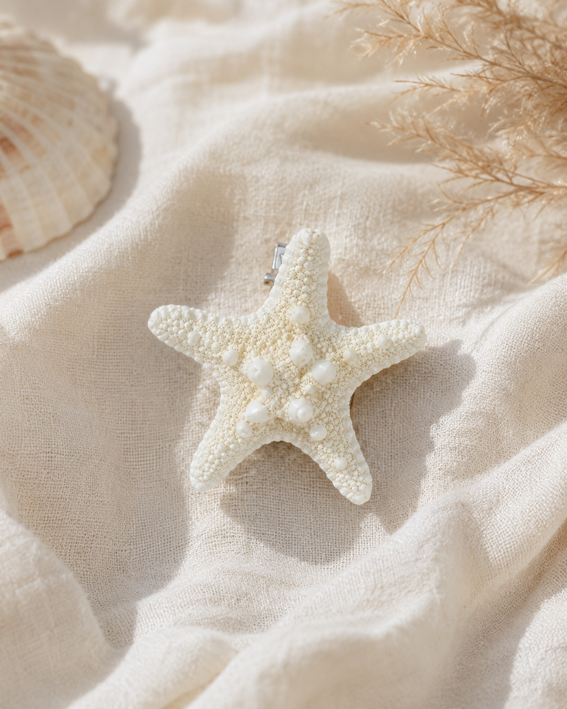 White starfish hair clip natural seaside accessory Solera Felice